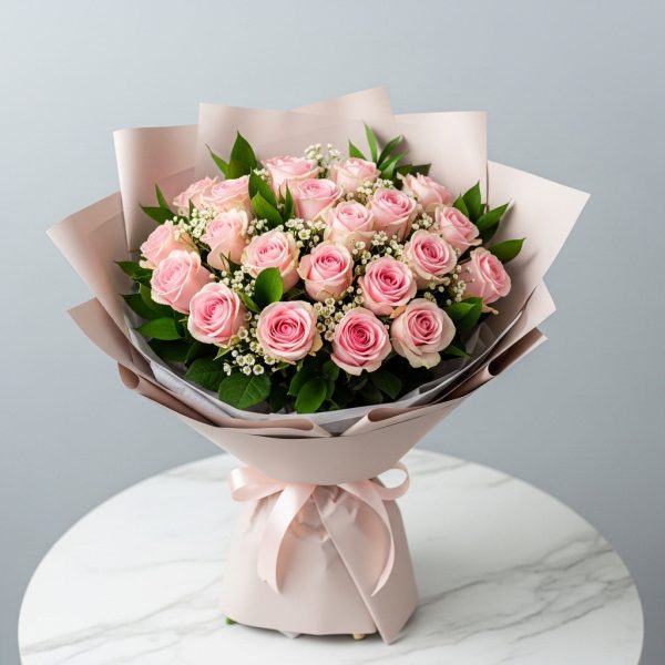 50 Pink Roses – Luxury Heart Box